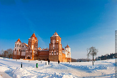 Рождественский тур на 4 дня 04-06.01.2027 Минск – Несвиж – Мир – Брест – Беловежская пуща – Поместье Деда Мороза