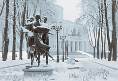 Новогодний тур на 5 дней 31.12.2025-04.01.2026 Минск — Парк Сула — Мир — Несвиж — Брест — Беловежская пуща